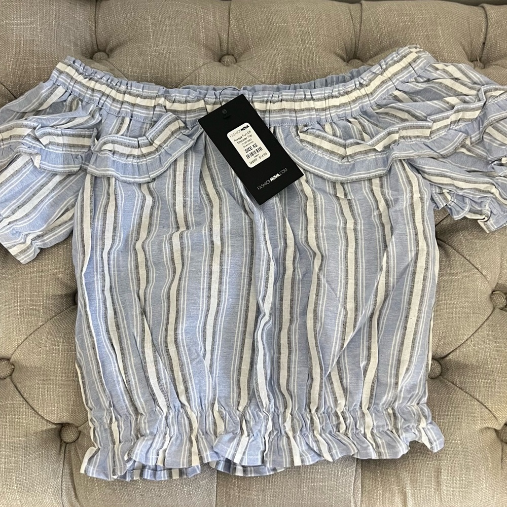 Off Shoulder Top - Picture 3 of 4